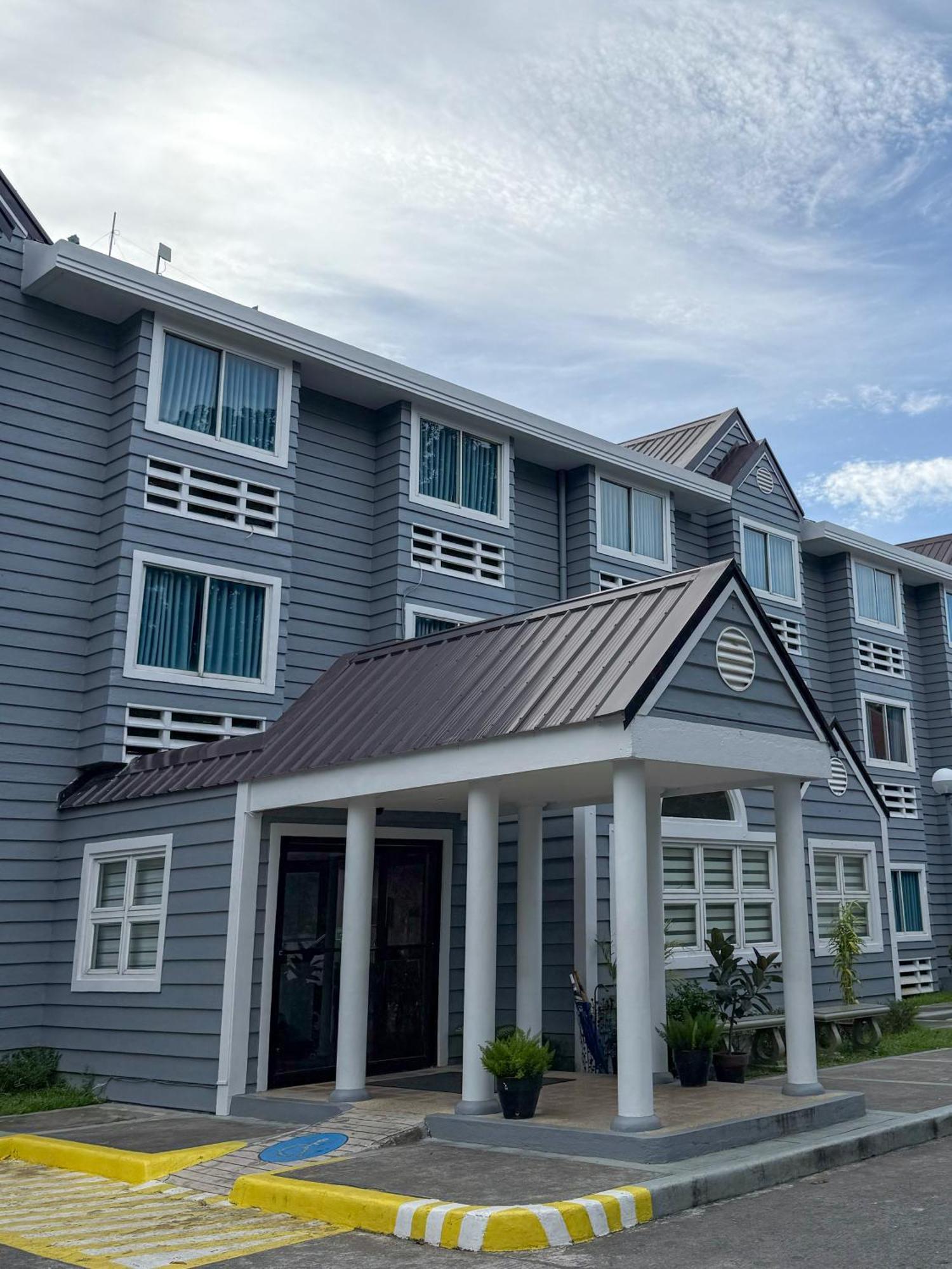 Microtel By Wyndham Eagle Ridge General Trias  Eksteriør bilde