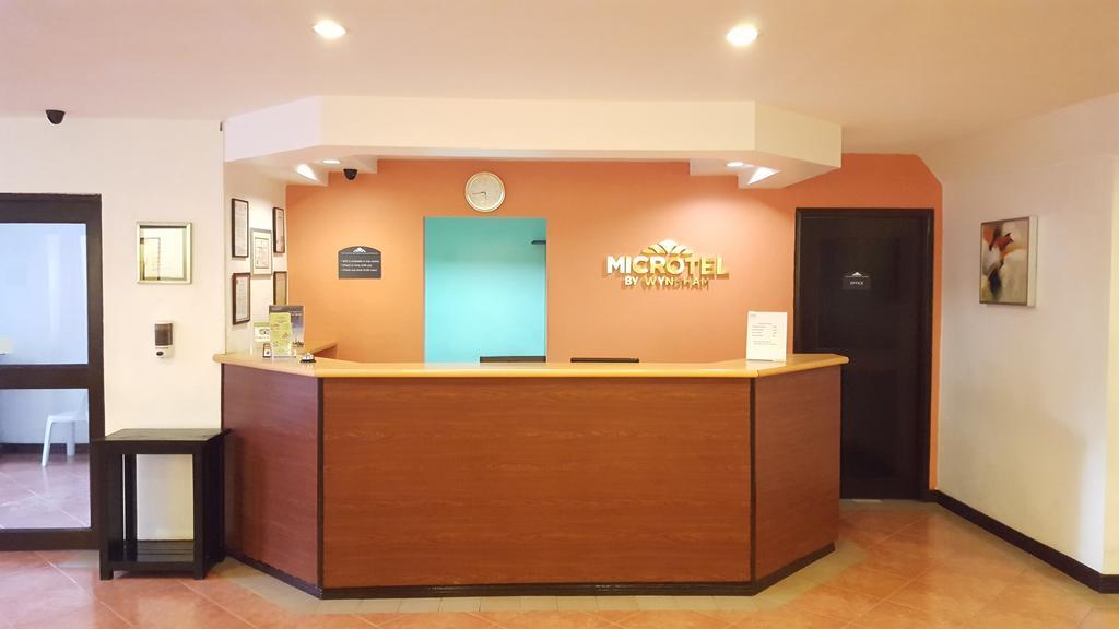 Microtel By Wyndham Eagle Ridge General Trias  Eksteriør bilde