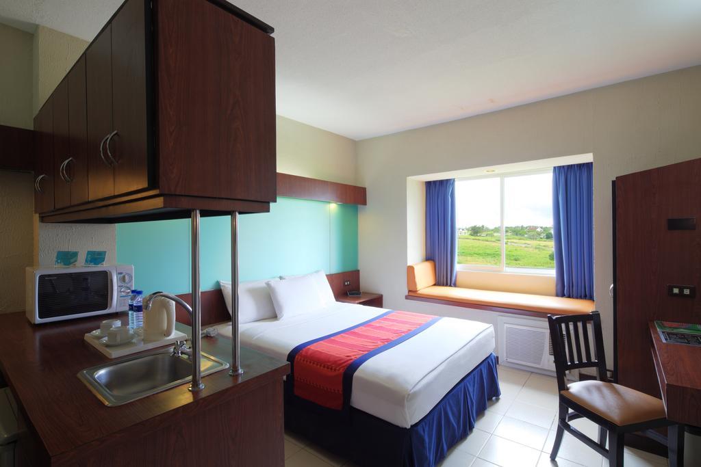 Microtel By Wyndham Eagle Ridge General Trias  Eksteriør bilde